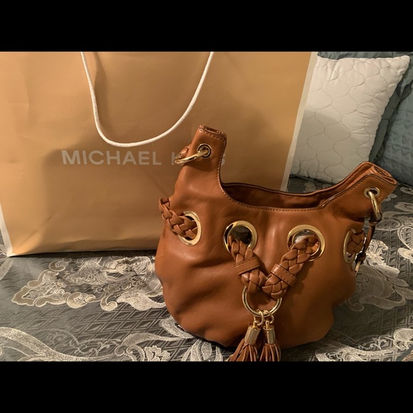 Michael Kors Handbag - Picture 3 of 9